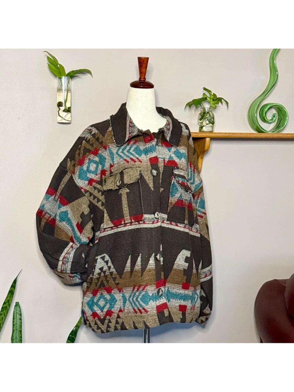 New In Women's Size L Button Up Southwestern Aztec Fleece Pullover Jacket NWT
